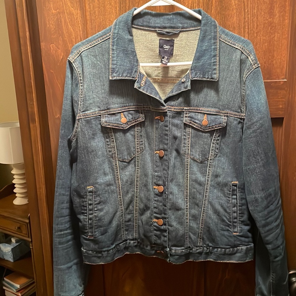 Gap denim jacket women’s XL